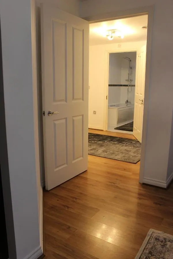 Lovely 2-Bedroom, 1 Bathroom Home, Sleeps 4 Londýn Apartmán